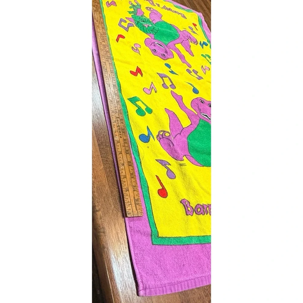 Vintage Y2K Barney & Baby Bop bath/ beach towel 1992.  40x23 inches